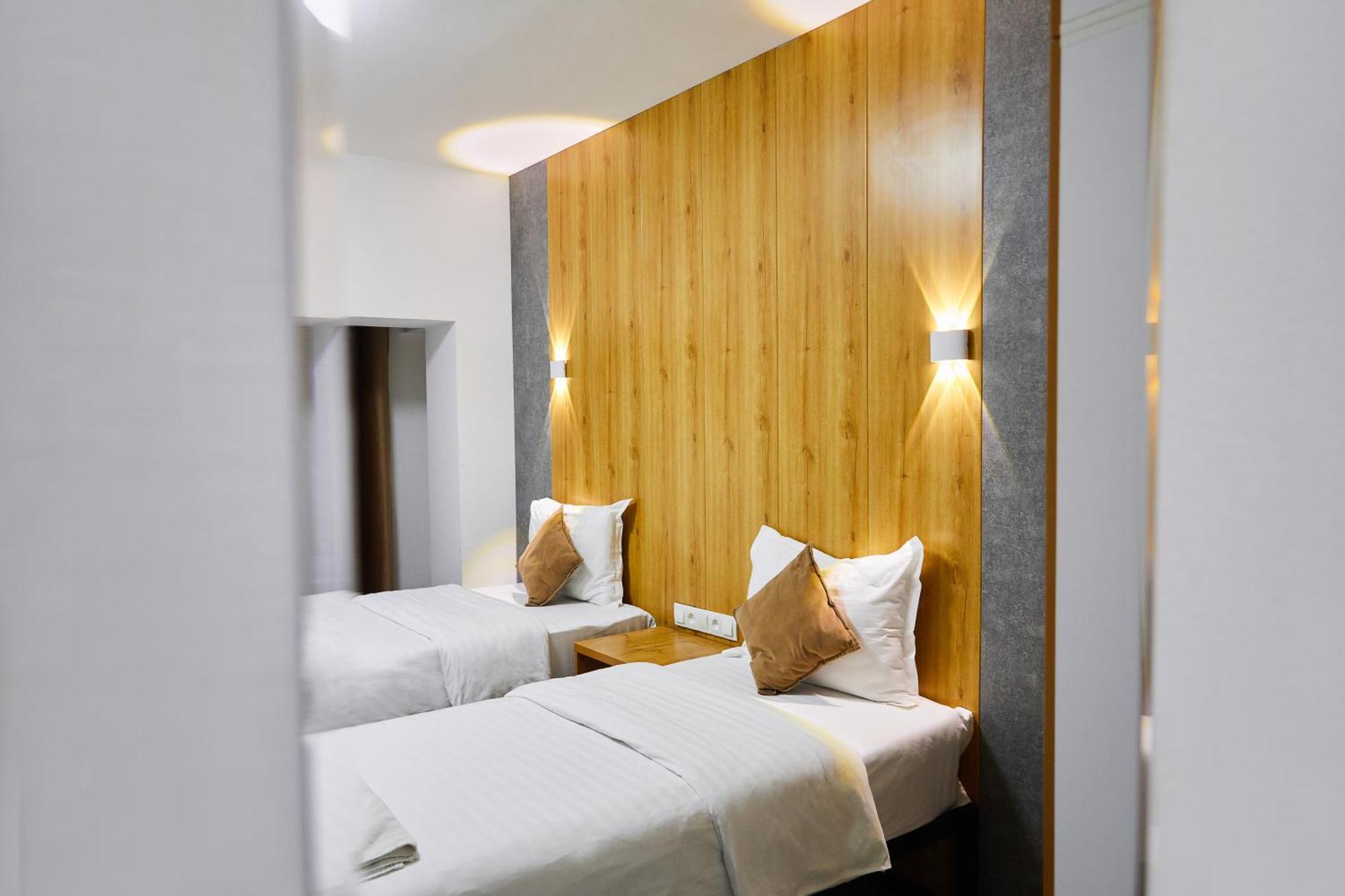 Art Plaza Hotel Tashkent Ngoại thất bức ảnh