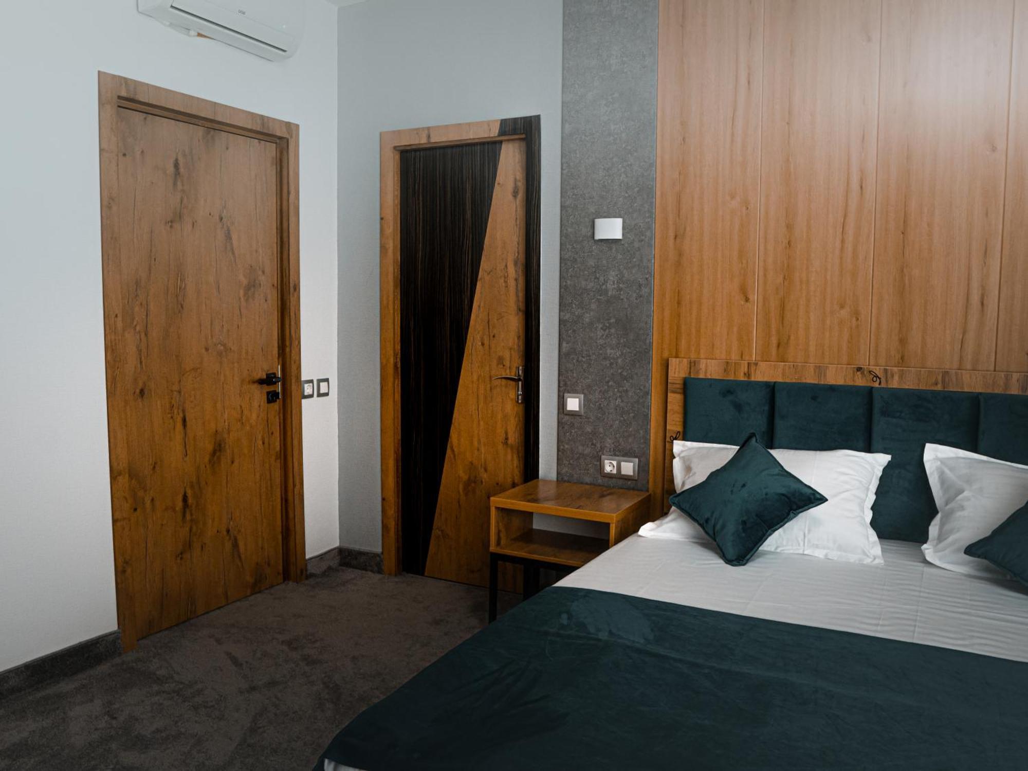Art Plaza Hotel Tashkent Ngoại thất bức ảnh