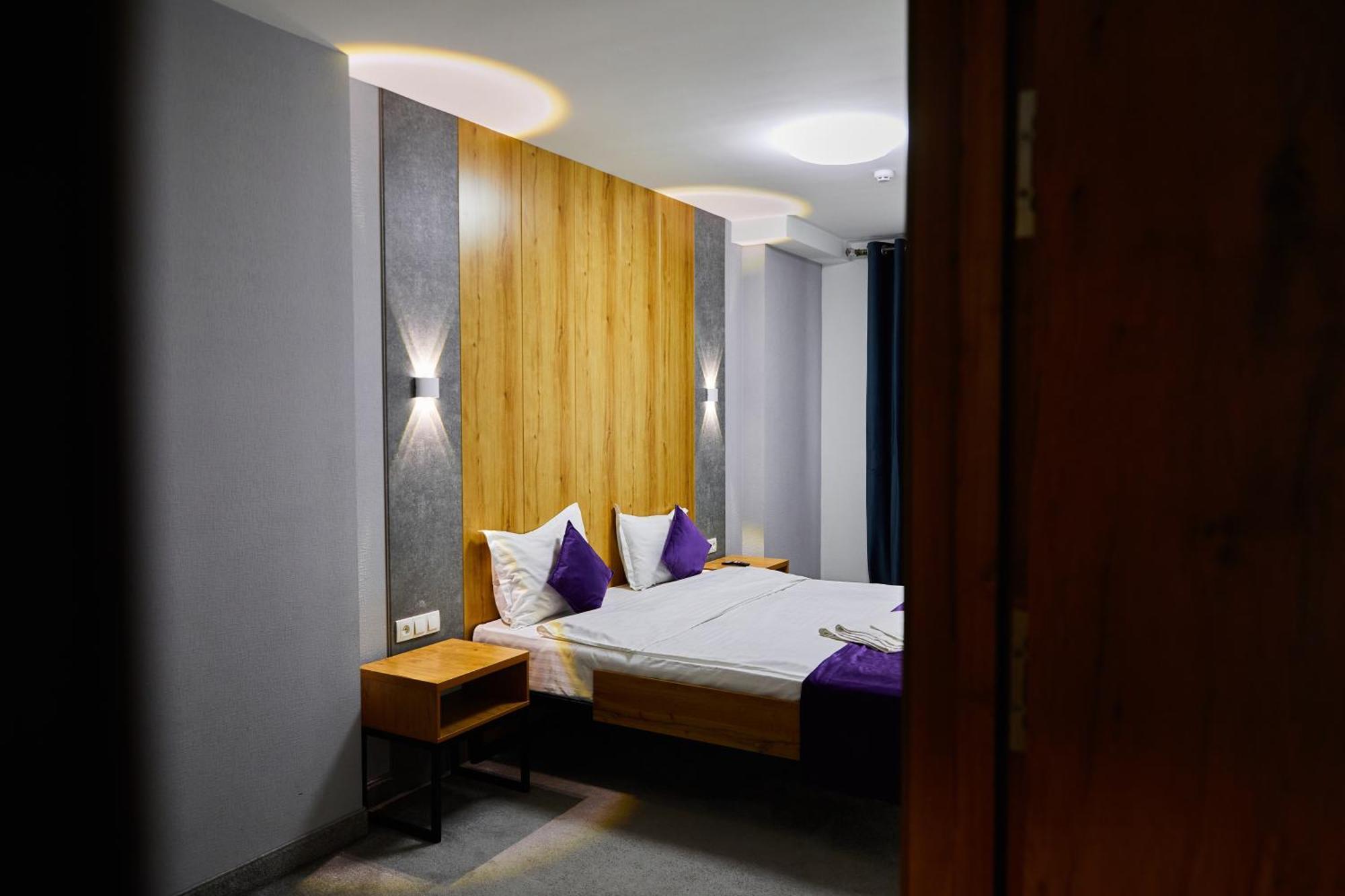 Art Plaza Hotel Tashkent Ngoại thất bức ảnh