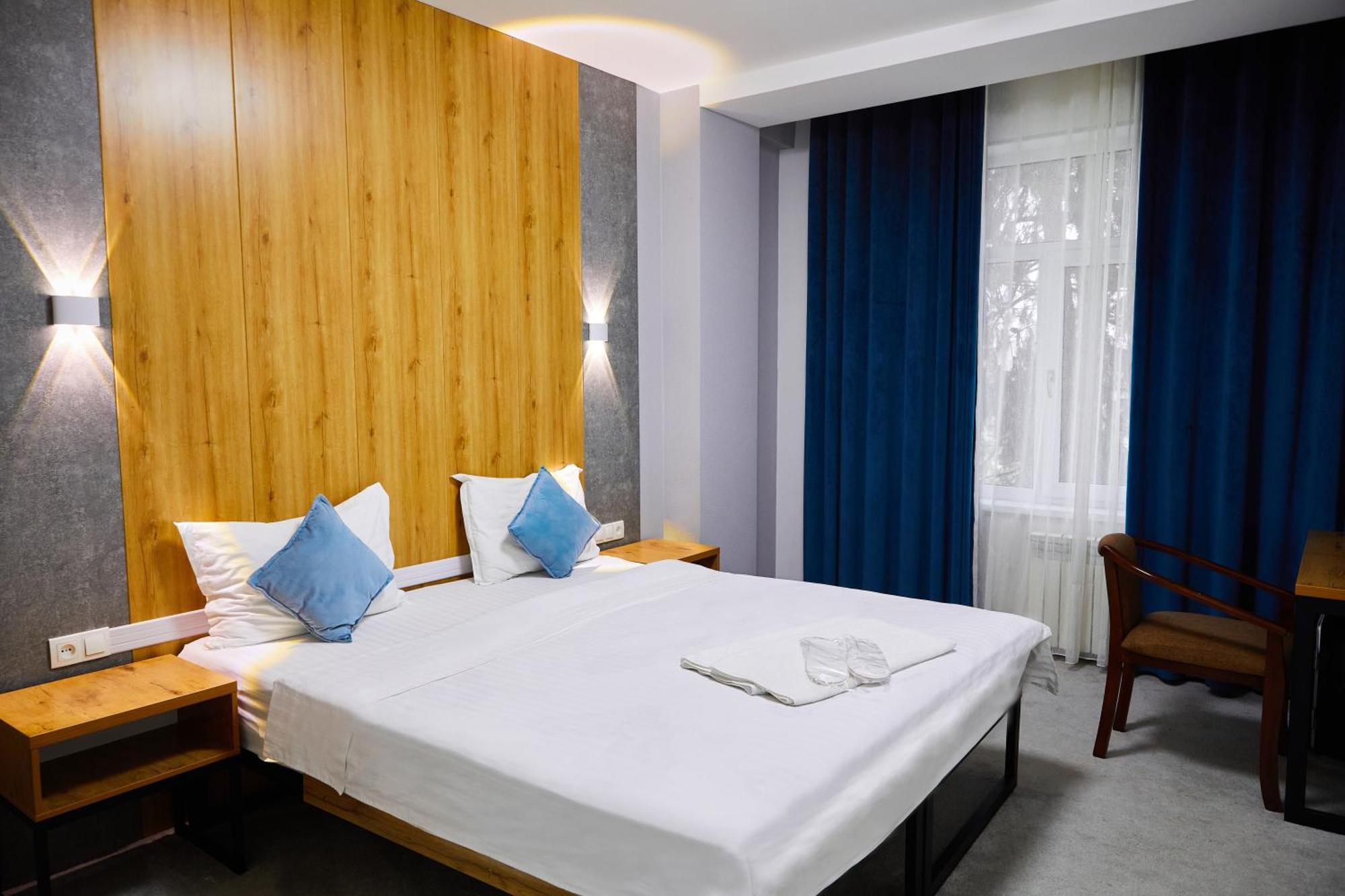 Art Plaza Hotel Tashkent Ngoại thất bức ảnh