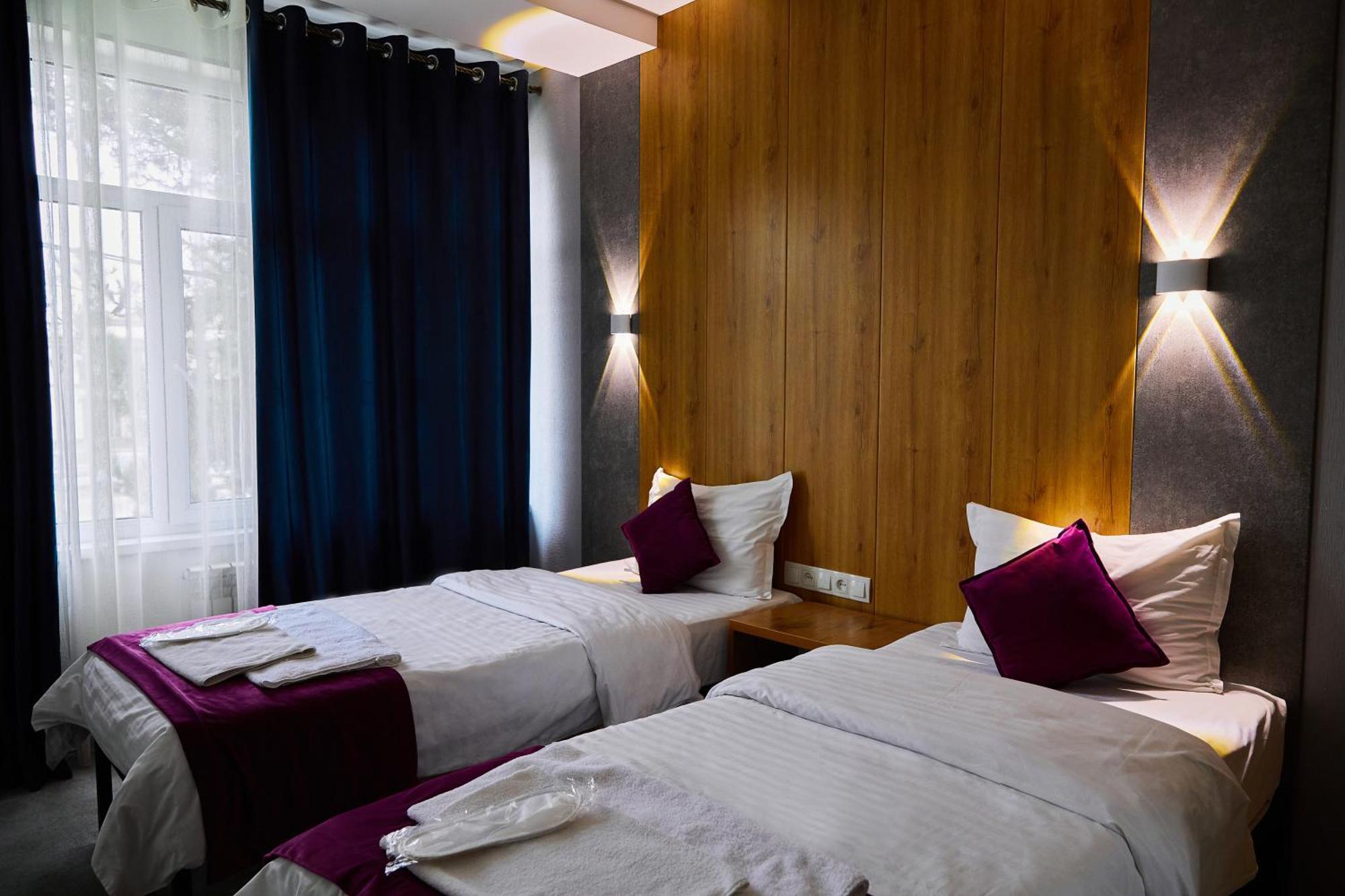 Art Plaza Hotel Tashkent Ngoại thất bức ảnh