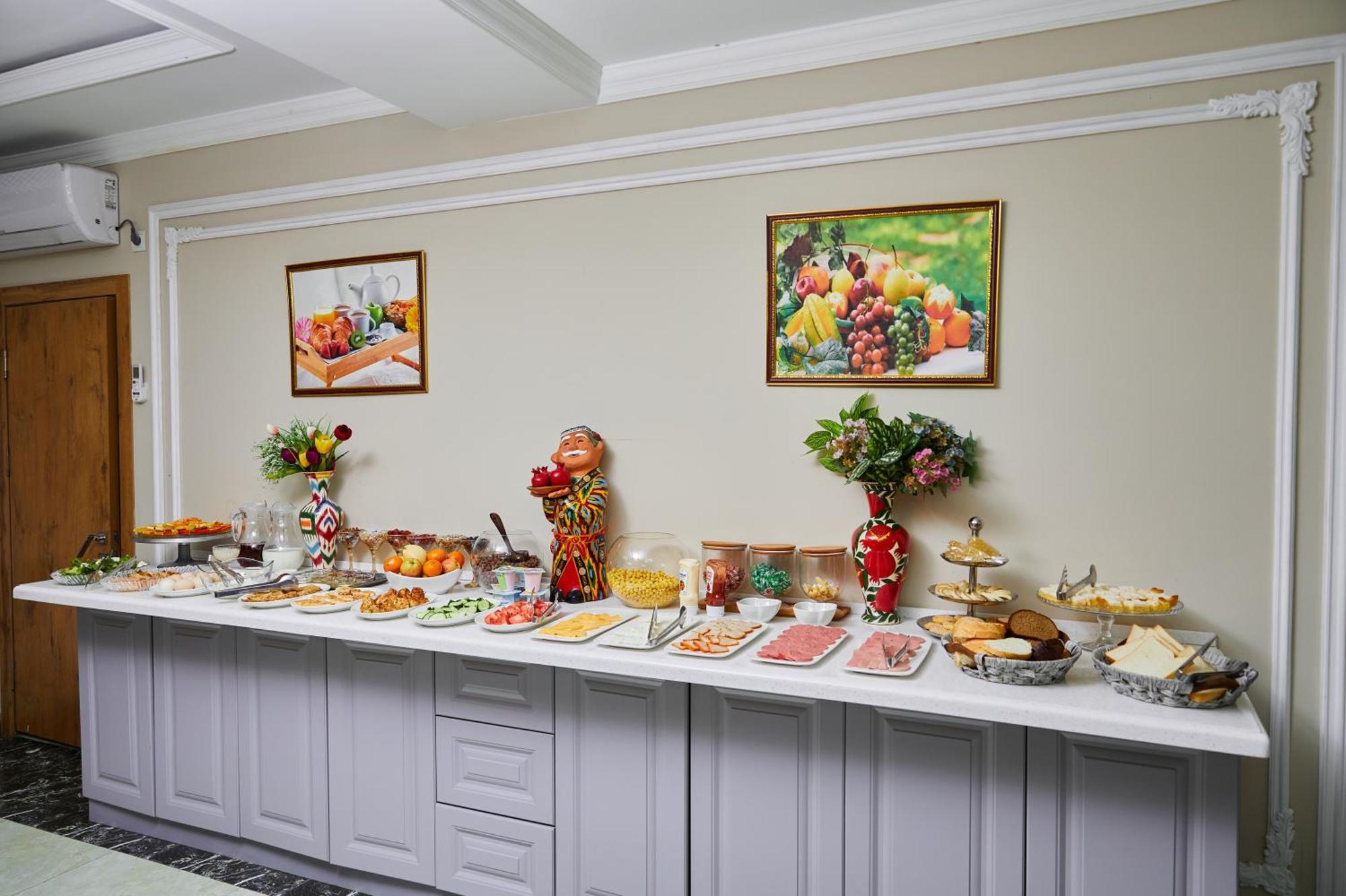 Art Plaza Hotel Tashkent Ngoại thất bức ảnh